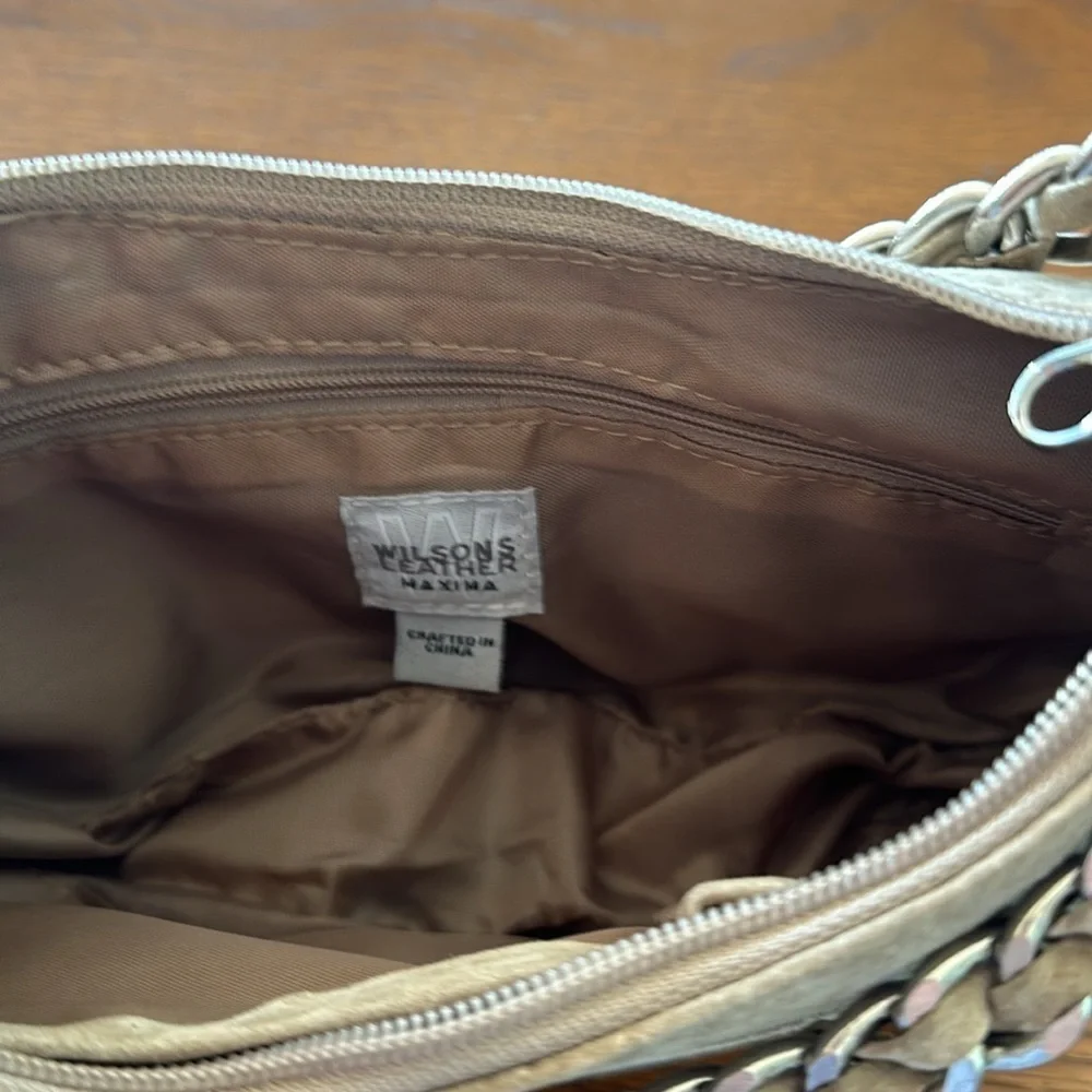 Wilsons leather maxima shoulder bag